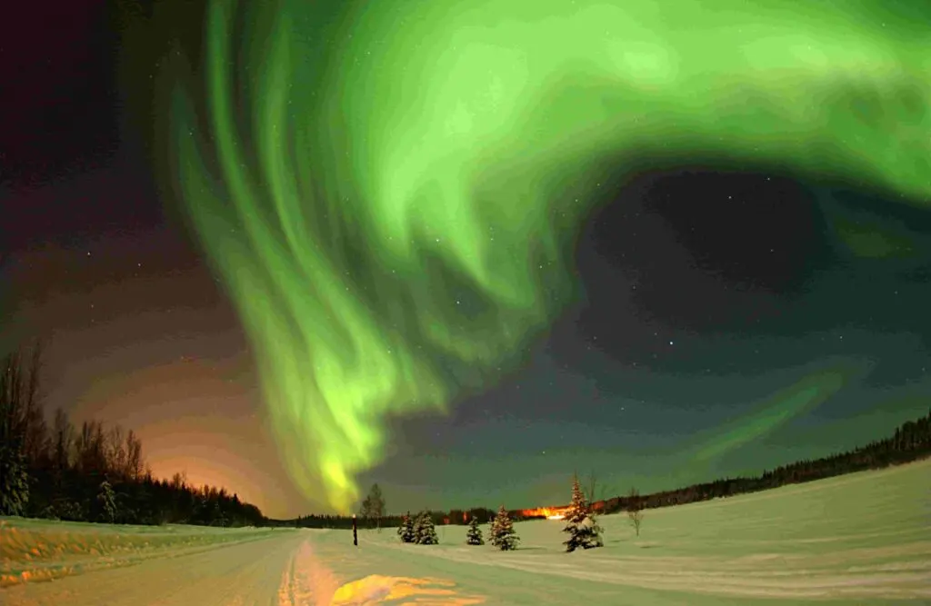 Chasing the Northern Nightscape in Alaska Chasing the Northern Nightscape in Alaska